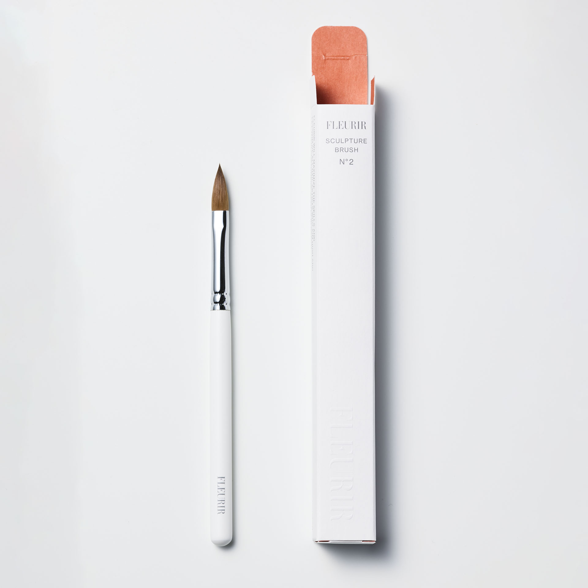 フルーリア スカルプチュアブラシ 2